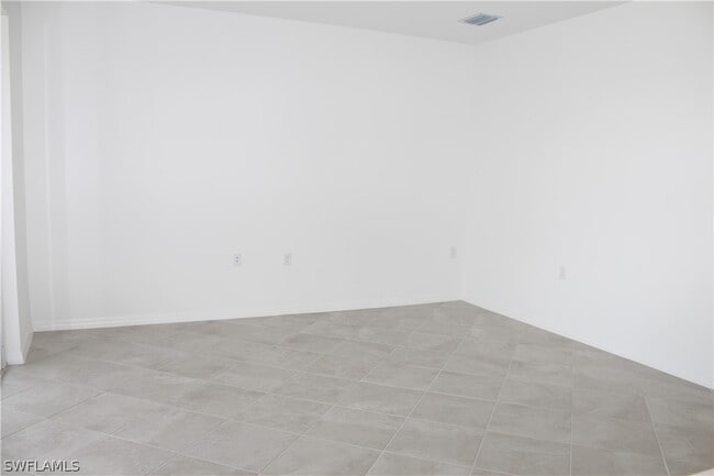 Building Photo - 5527 Double Eagle Cir