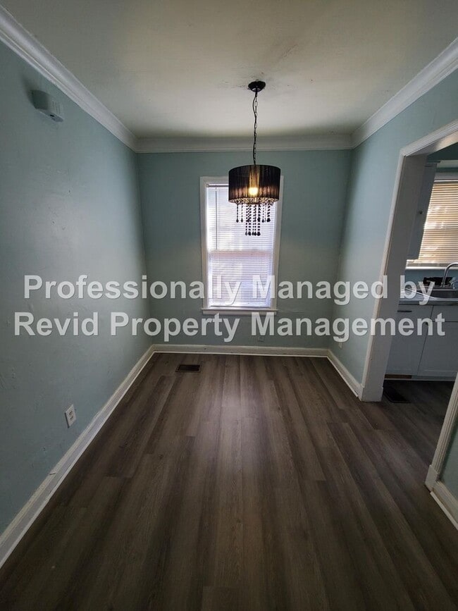 Building Photo - 1535 Jackson Ave