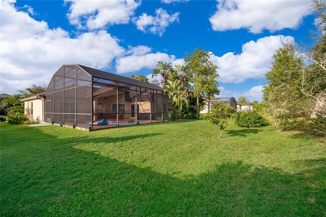 Building Photo - 702 Via Bianca Dr