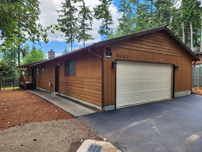 Building Photo - 3 Bedroom Rambler In Central Kitsap