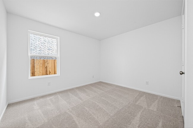 Building Photo - 6269 Alder Crk Dr