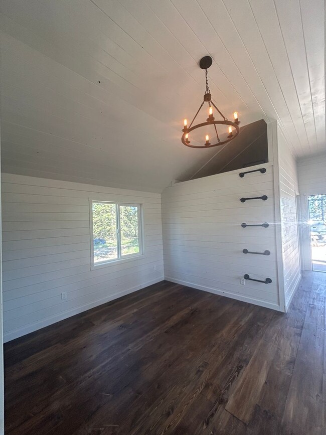 Building Photo - 760 Braig Rd