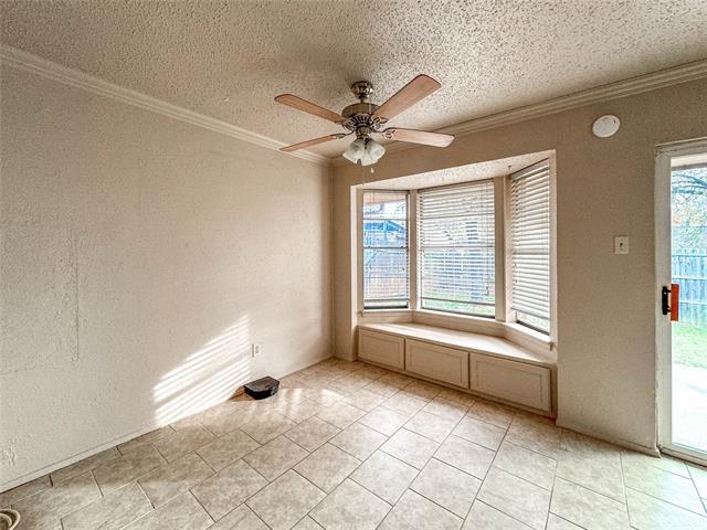 Building Photo - 1112 Autumn Oak Dr