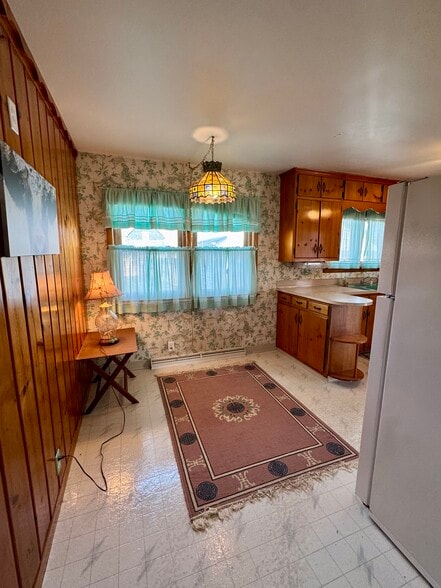 Building Photo - 317 2nd Ave