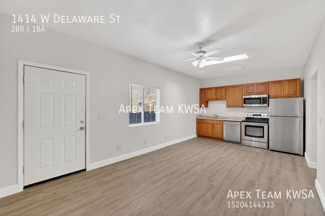 Building Photo - 1414 W Delaware St