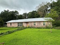 Building Photo - 107 Oakview Dr