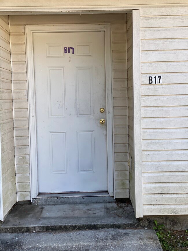 Primary Photo - 51563 Antioch Rd