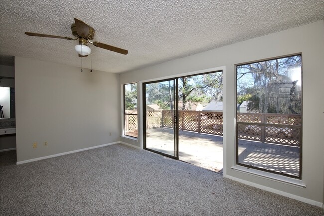 Building Photo - 315 Twin Lakes Blvd W