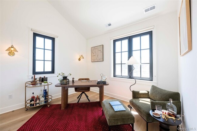 Building Photo - 100 E Putnam Ave