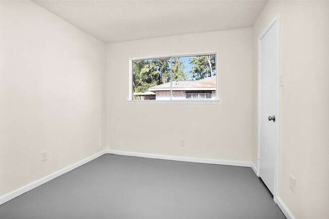 Building Photo - 2126 Millhouse Rd