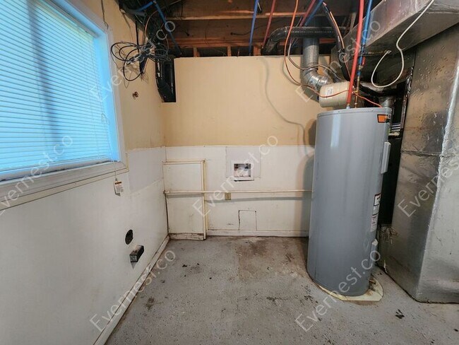 Building Photo - 1529 Winchester Trail