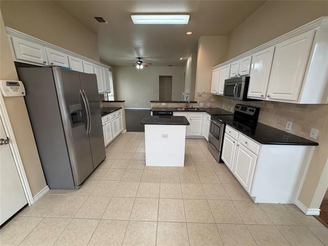 Building Photo - 11817 Woodland Way