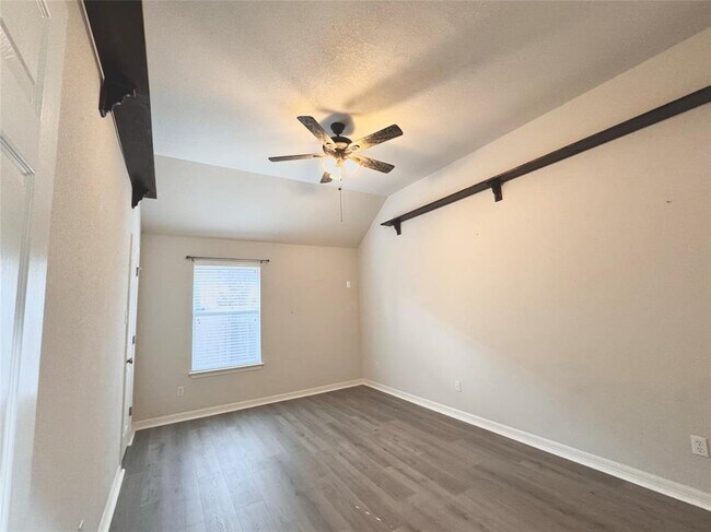 Building Photo - 13809 Field Spar Dr