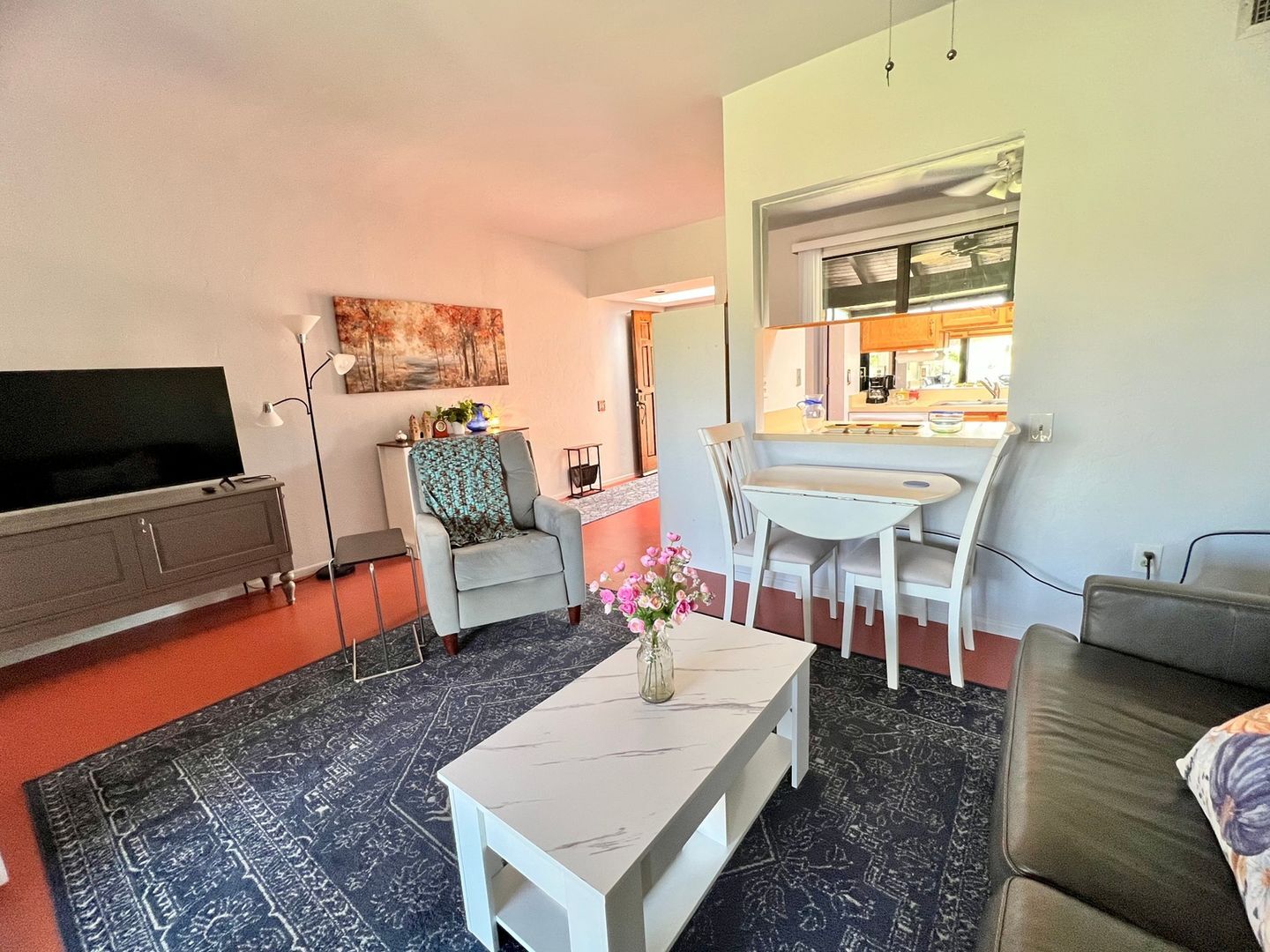 Building Photo - 2521 S Calle De Humes