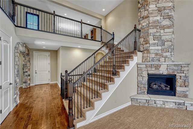 Building Photo - 9797 Sunset Hill Cir