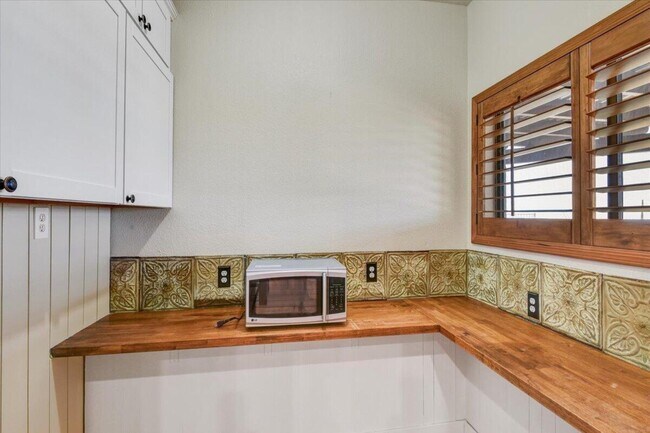 Building Photo - 35128 N 92nd Pl