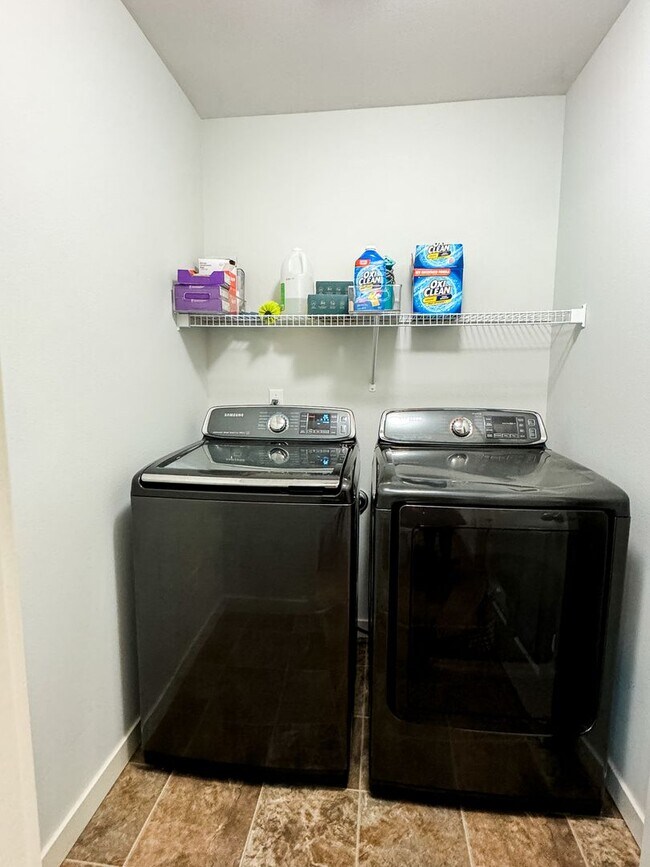 Building Photo - The Ridge at McCormick Woods home!