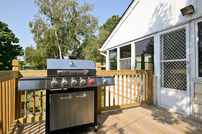 Back Deck Includes Natural Gas Grill - 8109 Grant St