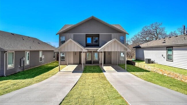 Building Photo - 1219 Bells Dr