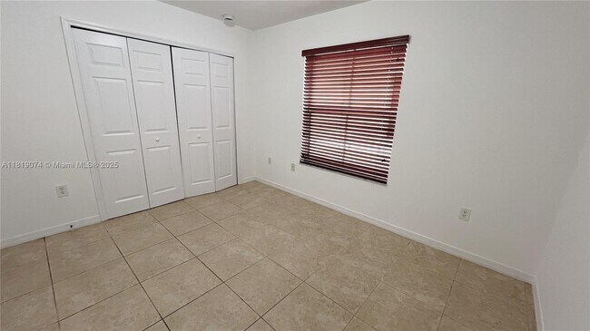 Building Photo - 3001 SW 156th Ave