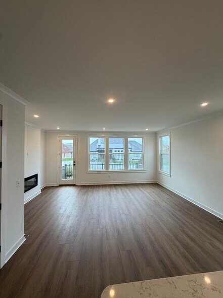 Building Photo - 7430 Wetherington Ln