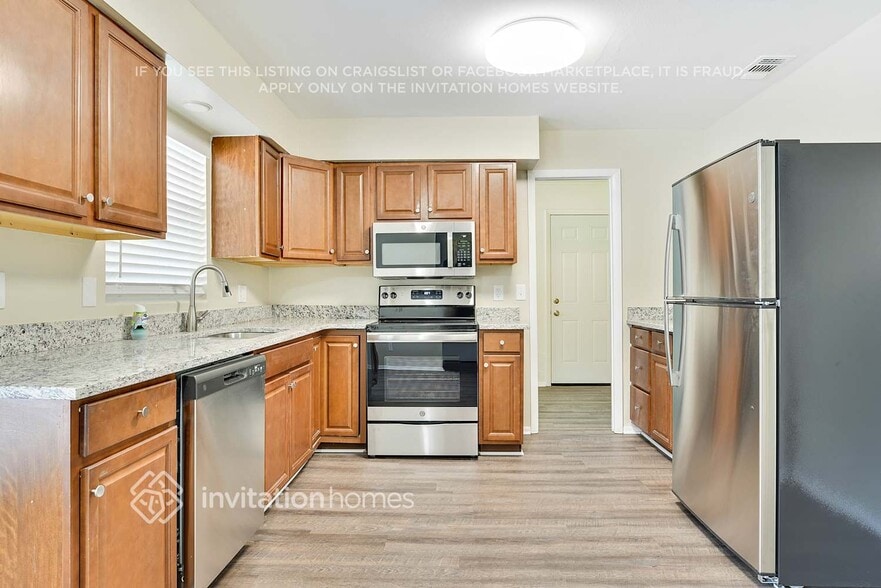 Building Photo - 3628 Datura Ct