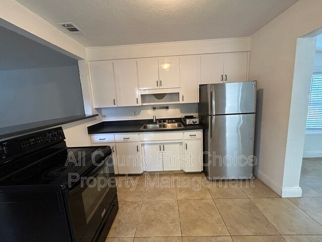 Building Photo - 4825 69th St N