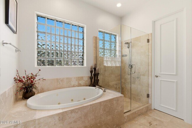 Building Photo - 8044 E Tether Trail