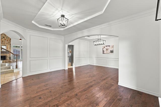 Building Photo - 1329 Bateman Ln