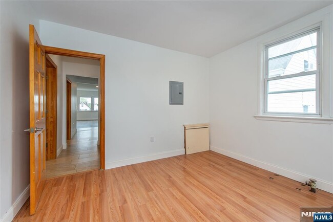 Building Photo - 26 Prescott Ave