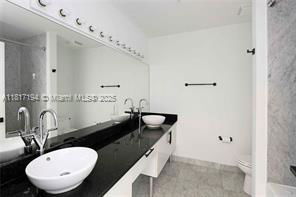 Building Photo - 31 SE 5th St