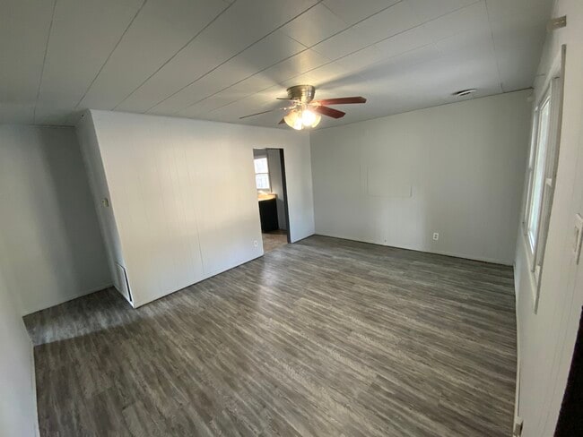 Building Photo - 226 Grace-