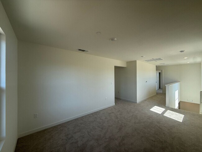 Building Photo - New Build with Large Backyard