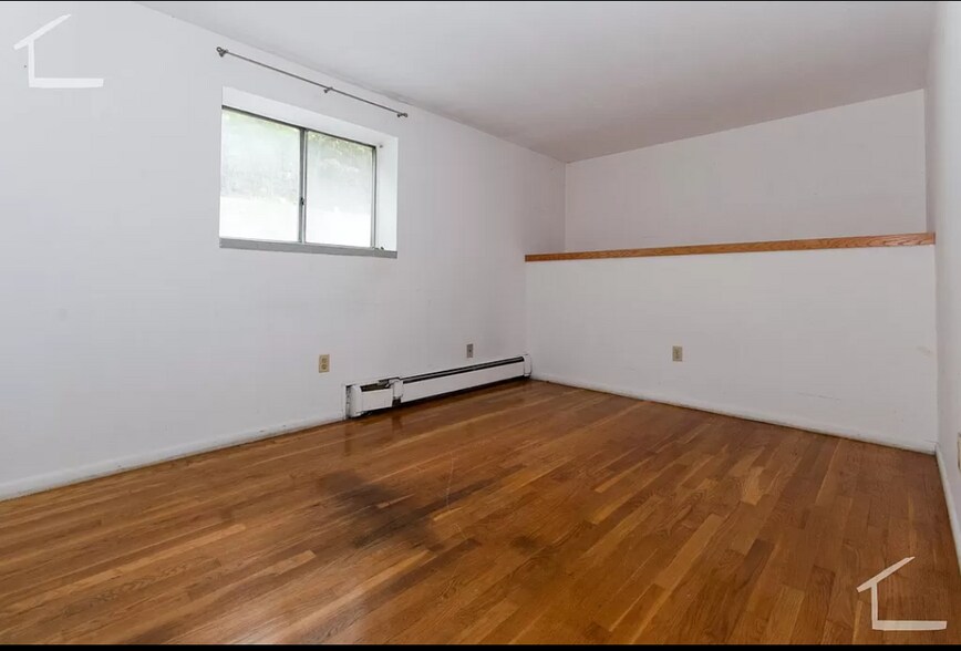 Building Photo - 121 Tremont St