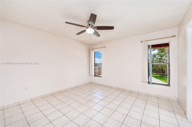 Building Photo - 29413 SW 144th Ct