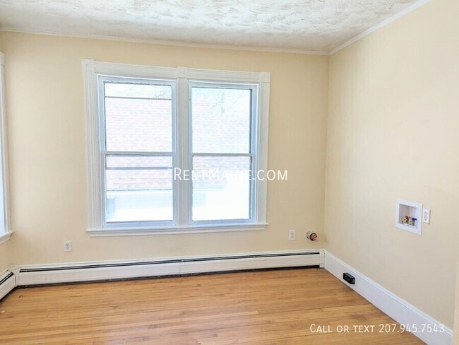 Building Photo - 22 E Summer St