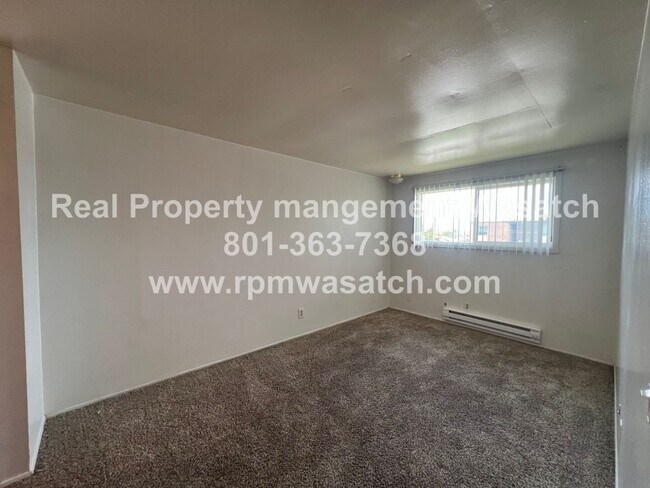 Building Photo - 306 E 700 S