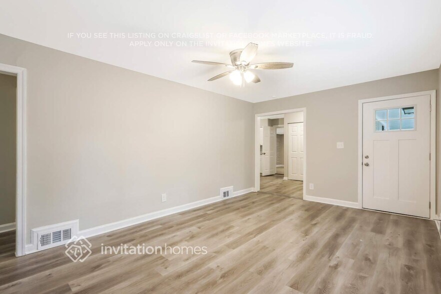 Building Photo - 1854 Long Dr