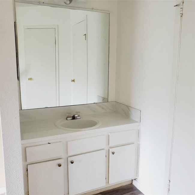 Building Photo - 12511 Ashford Meadow Dr