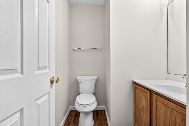 Building Photo - NEWLY RENOVATED HOME