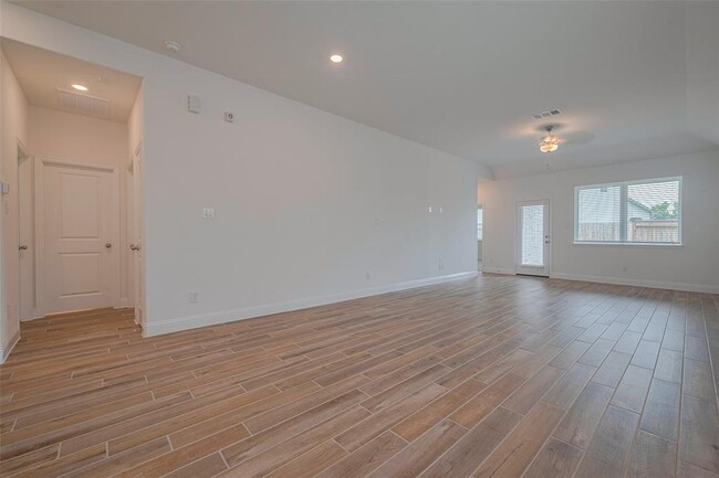 Building Photo - 4206 Colony Ln