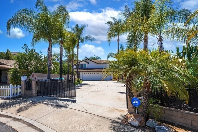 Building Photo - 1250 Kinglake Dr