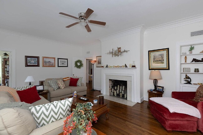 Building Photo - Historic Elegance in Midtown Columbus – Expansive 4-Bed/2.5-Bath Brick Home