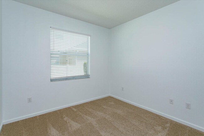 Building Photo - Immaculate Move-In Ready 3-Bedroom Home wi...