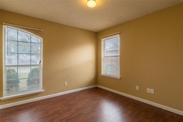 Building Photo - 841 McCully St