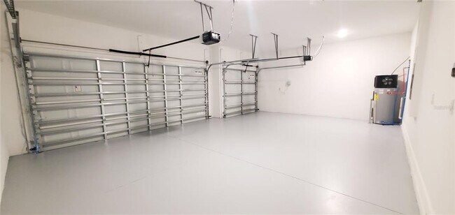 Building Photo - 2065 Camden Loop