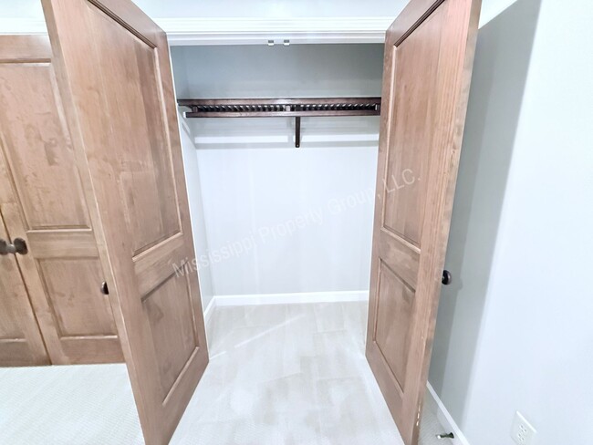 Building Photo - 3BR/3.2BA For Rent