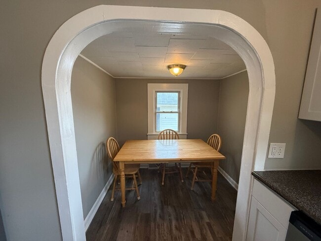 Building Photo - For Rent Rural Hall