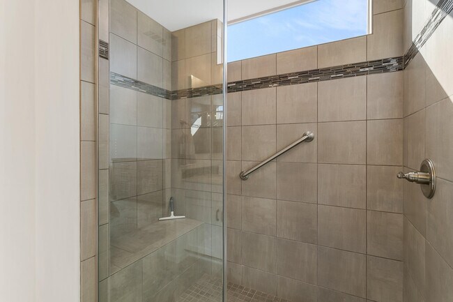 Building Photo - 39589 S Summerwood Dr