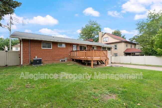 Building Photo - 2311 N Dinwiddie St